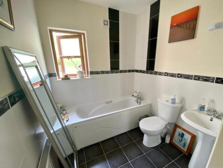 Vila Kilronan 4 Bed House On Castle Grounds Ballyfarnon Exteriér fotografie